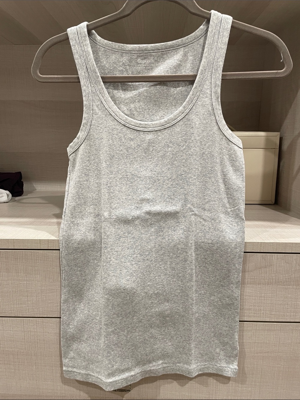 GAP Body Women's Light Gray Ribbed Tank Top